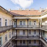 Hidden Gem Penthouse Sauna & Jacuzzi-Heart Of City