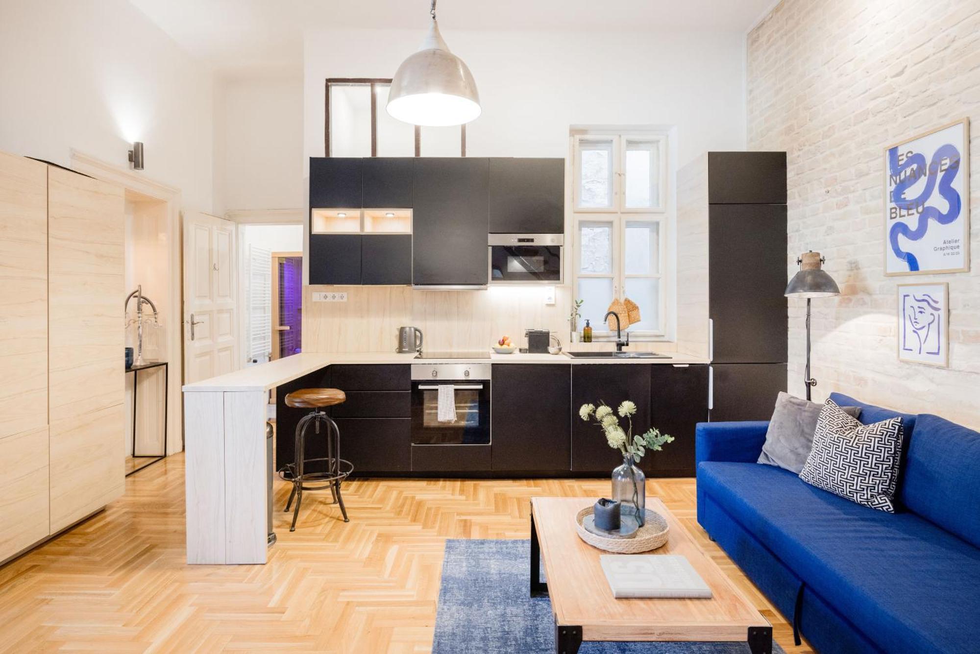 Hidden Gem Penthouse Sauna & Jacuzzi-heart Of Apartment